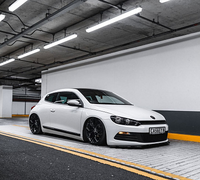 Фото дисков Bola FLF на Volkswagen Scirocco III
