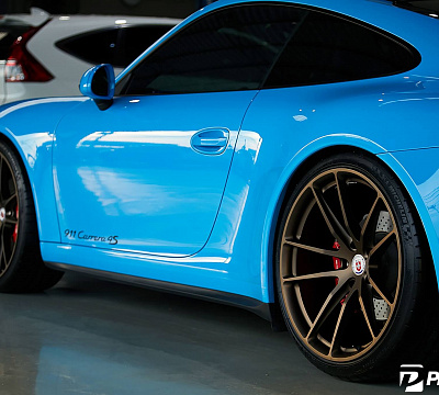 Фото дисков HRE P104 на Porsche 911 VII