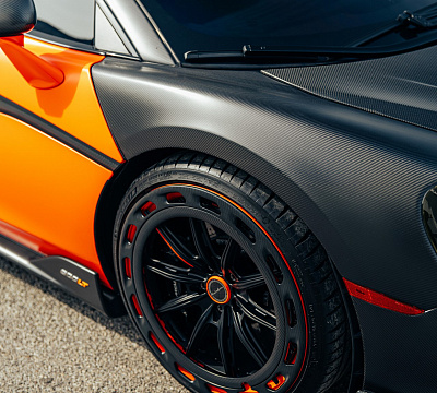 Фото дисков Brixton Forged FDE11 Aerotech на McLaren 600
