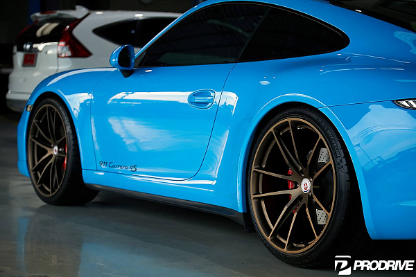 Фото дисков HRE P104 Сатиновая бронза на Porsche 911 VII