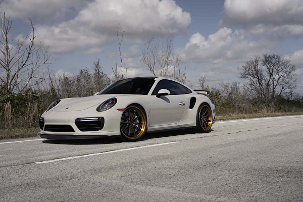 Фото дисков Strasse Wheels SV10 Deep Concave FS Другой цвет на Porsche 911 VII