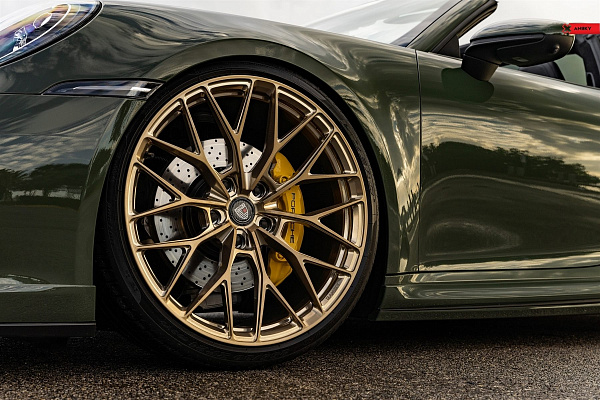 Фото дисков Anrky AN10 Глянцевое темное золото на Porsche 911 VIII