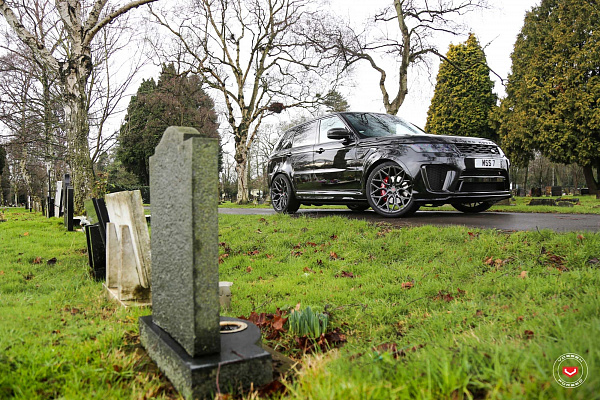 Фото дисков Vossen S17-01 Глянцевый темный лак на Land Rover Range Rover Sport II