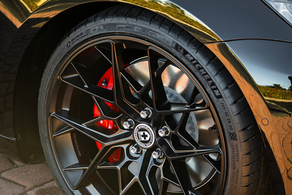 Фото дисков HRE FF10 Черный сатин на Tesla Model 3