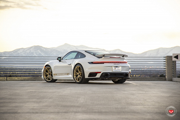 Porsche 992