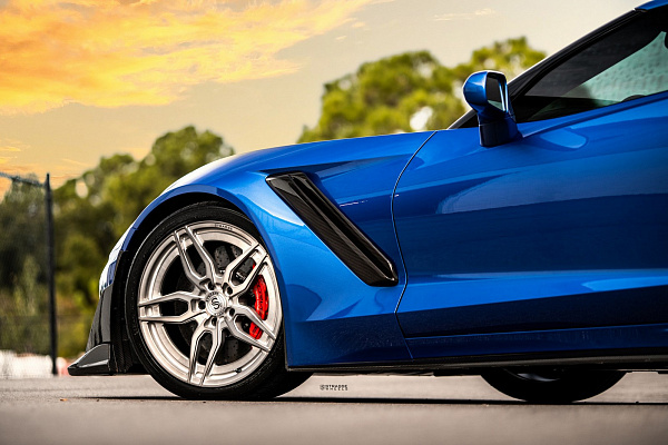 Chevrolet Corvette C7 ZR1