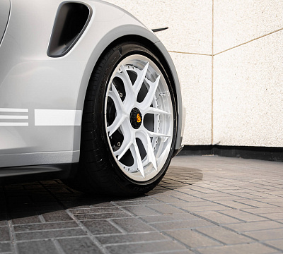 Фото дисков HRE S101SC на Porsche 911 VIII