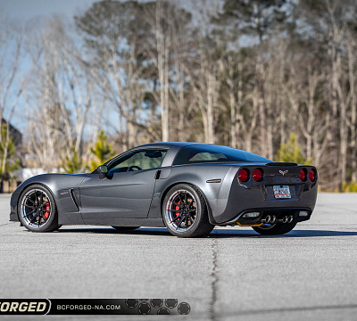 Фото дисков BC Forged HCA191 на Chevrolet Corvette C6