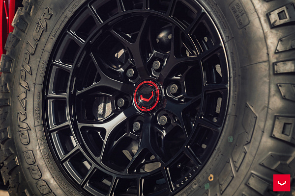 Фото дисков Vossen HFX-1 (6-Lug) Черный сатин на GMC Sierra IV