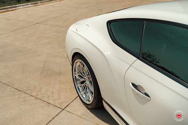 Фото дисков Vossen VPS-4 (3-Piece) Полированный лак на Bentley Continental GT III