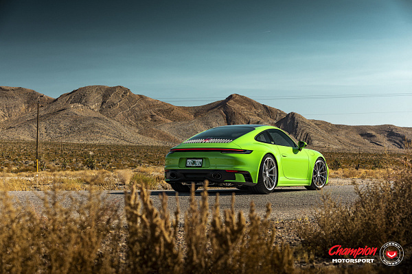 Фото дисков Vossen RS92 Полированный лак на Porsche 911 VIII