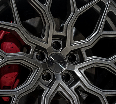 Фото дисков Vossen HF-2 на Infiniti Q60 II