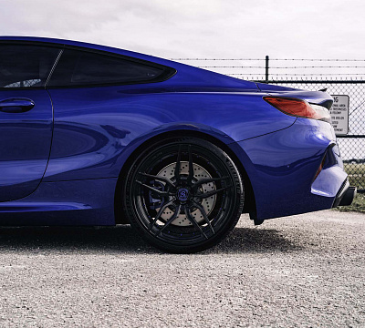 Фото дисков Strasse Wheels SV4 Deep Concave Duoblock на BMW 8/M8