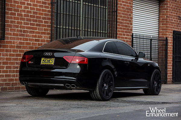 Фото дисков HRE 301M Черный сатин на Audi A/S/RS 5 (8T)