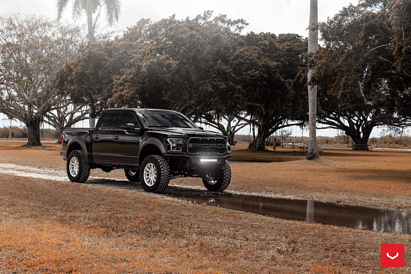 Фото дисков Vossen HF6-1 Серебро на Ford F-150 XIII