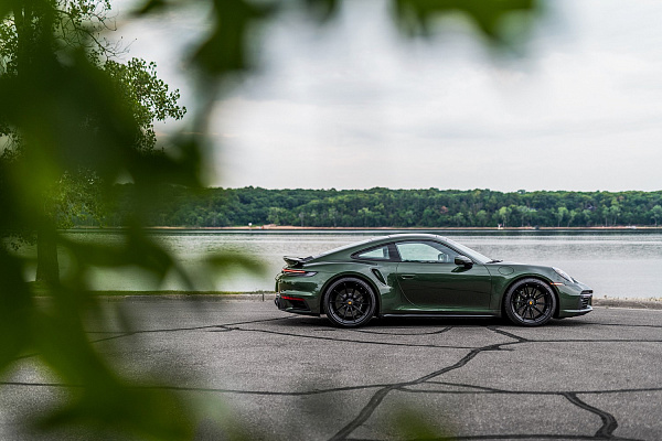 Фото дисков Brixton Forged R11-R Черный сатин на Porsche 911 VIII