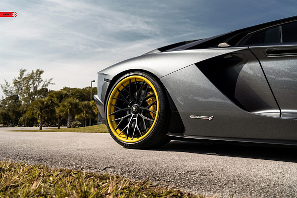 Lamborghini Aventador S