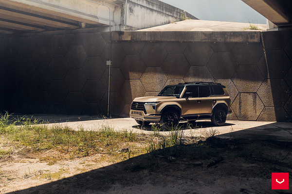 Фото дисков Vossen HFX-1 (6-Lug) Черный глянец на Lexus GX III