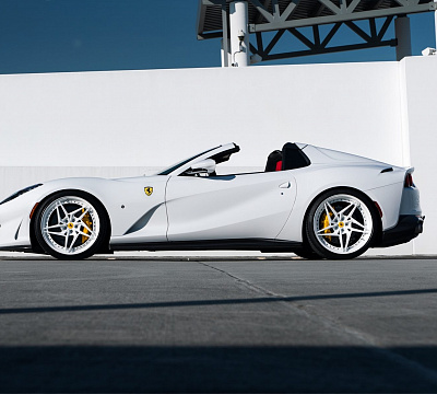 Фото дисков Anrky S3-X3 на Ferrari 812