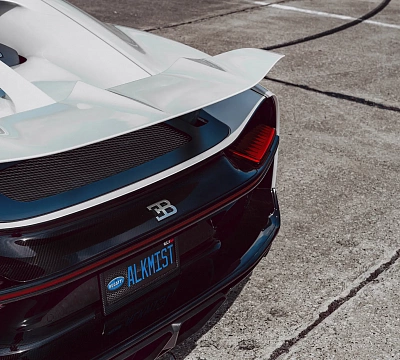 Фото дисков 1886 Wheels S005 на Bugatti Chiron