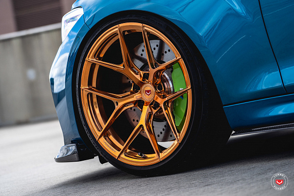 Фото дисков Vossen S21-01 Глянцевая медь на BMW 2/M2 (F22/F87)
