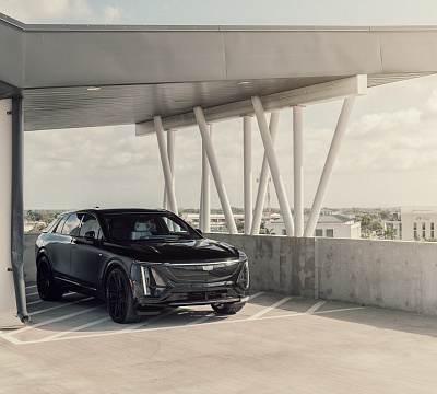 Фото дисков Vossen HF6-5 на Cadillac Lyriq