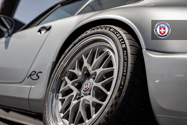Фото дисков HRE 520 Серебро на Porsche 911 III