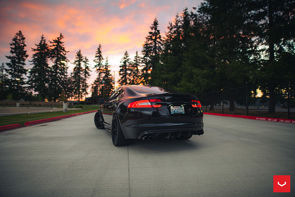 Фото дисков Vossen HF-5 Черный сатин на Jaguar XF II