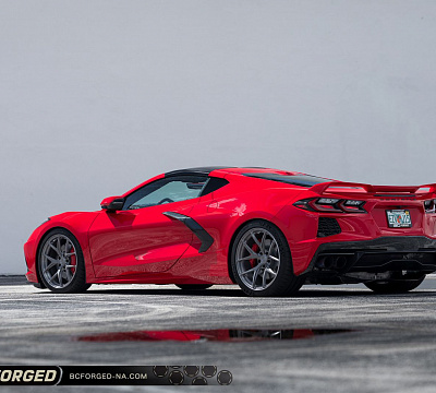 Фото дисков BC Forged RZ21 на Chevrolet Corvette C8