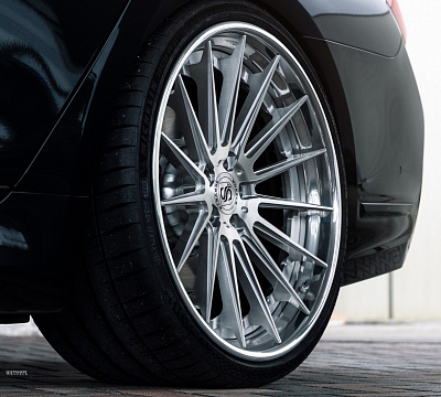 Фото дисков Strasse Wheels SV15 Deep Concave FS на BMW 7 (G11/G12)