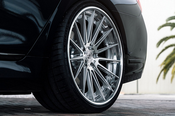 Фото дисков Strasse Wheels SV15 Deep Concave FS Глянцевый лак на BMW 7 (G11/G12)