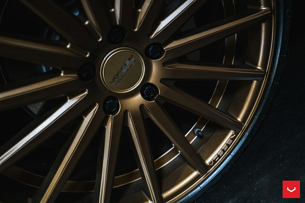 Фото дисков Vossen VFS-2 Сатиновая бронза на Tesla Model 3