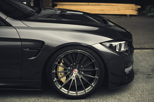 BMW F82 M4