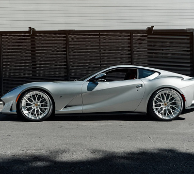 Фото дисков Anrky AN20 на Ferrari 812