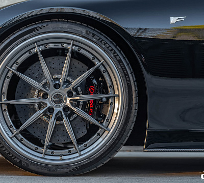 Фото дисков Brixton Forged R11-R на Lexus LFA