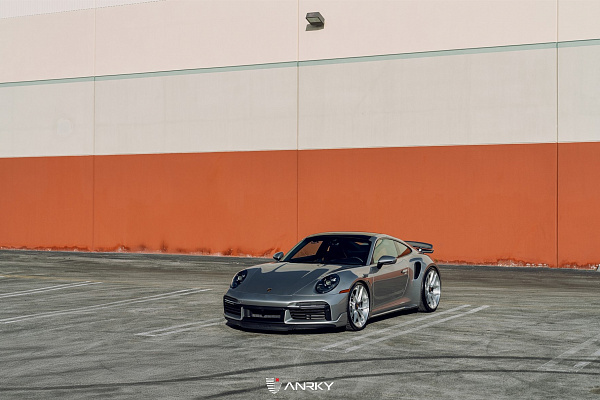 Фото дисков Anrky XR-201 Глянцевый лак на Porsche 911 VIII