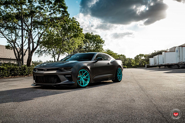 Фото дисков Vossen S21-01 Другой цвет на Chevrolet Camaro VI