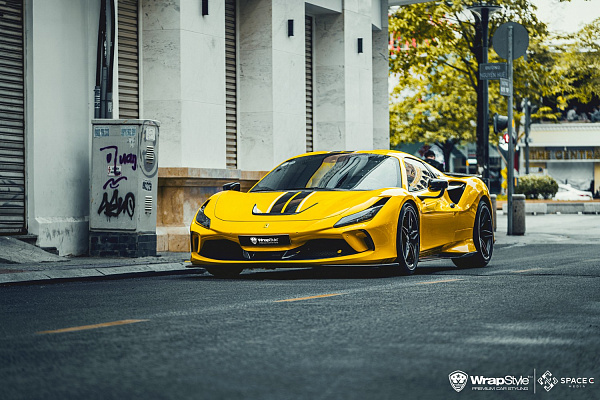Фото дисков Brixton Forged PF2 Черный сатин на Ferrari F8