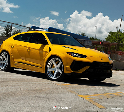 Фото дисков Anrky RS5.3 на Lamborghini Urus