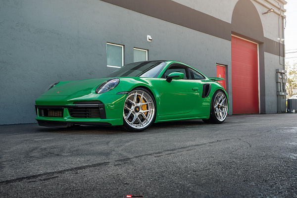 Фото дисков HRE S101SC Глянцевый лак на Porsche 911 VIII