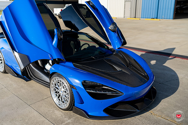 Фото дисков Vossen LC3-02 (3-Piece) Полированный лак на McLaren 720S