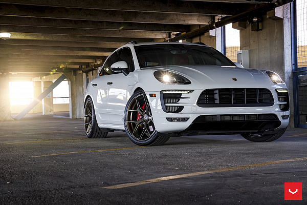 Фото дисков Vossen HF-5 Сатиновая бронза на Porsche Macan I