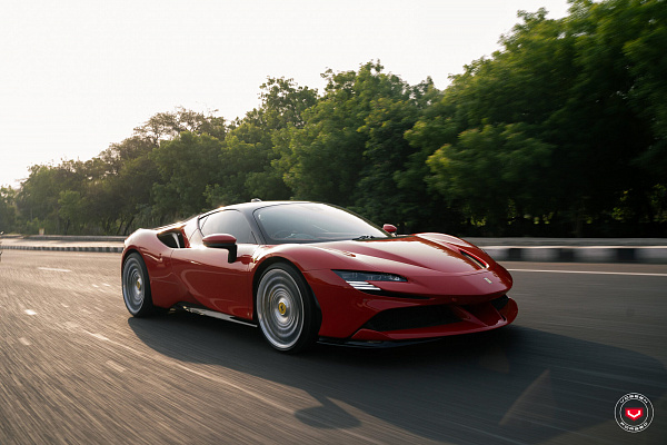 Фото дисков Vossen S21-11T Глянцевый лак на Ferrari SF90