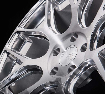 Avant Garde M590