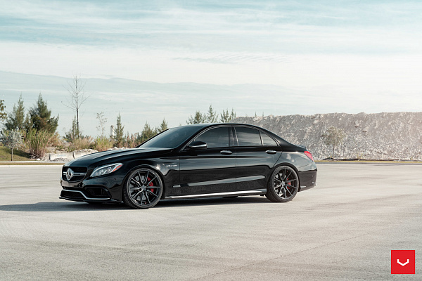 Фото дисков Vossen HF-3 Черный глянец на Mercedes-Benz C-Class (W205)
