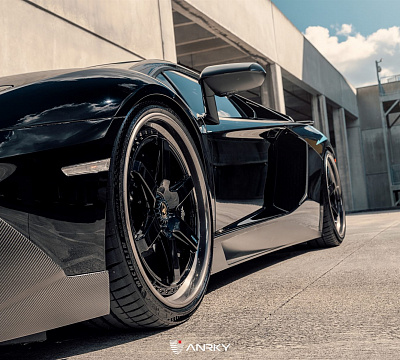 Фото дисков Anrky JDX-316 на Lamborghini Aventador