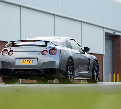 Фото дисков Vossen VFS-6 на Nissan GT-R