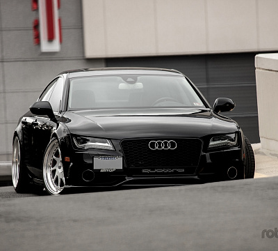 Фото дисков Rotiform OZT на Audi A/RS 7 (4G)