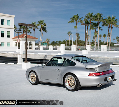 Фото дисков BC Forged MHE28 на Porsche 911 IV