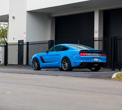 Фото дисков Vossen VFS-10 на Ford Mustang VI